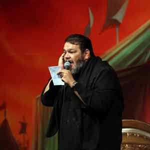 خان زادیم در این خانه که بیت النور است