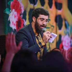 لب ساحلم  و می‌گم با دریا