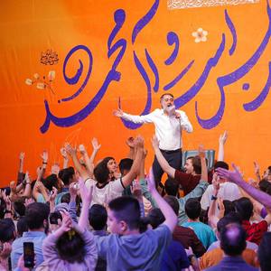 افلح من صل علی محمد