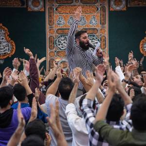 رو به رو ایوونش حقه که