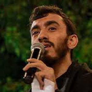 شمع قرآنه پروانیم من