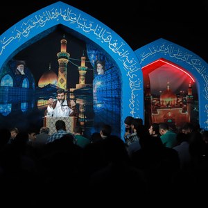 سفره دارد جمع میگردد این گدا را عفو کن