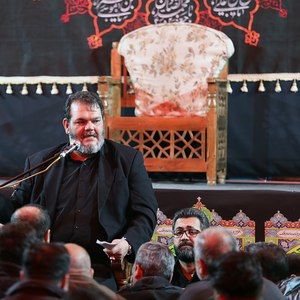 غارت پیراهن بی کفنم را دیدم