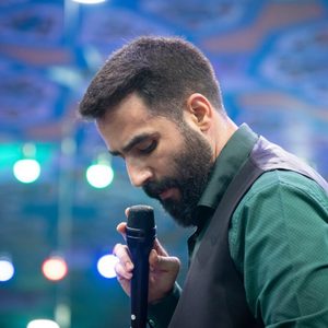 کسی می آید از بالا کسی می آید از برتر
