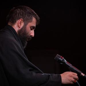 باهمه‌ی وجود سینه میرنم