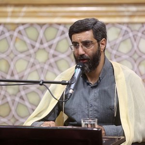  ایستادم به بلندی بدنم لرزان شد