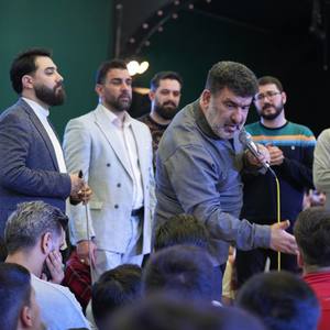 مدح خوانی 