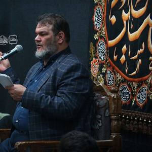با لبت بازی شد و شخصیت من خرد شد
