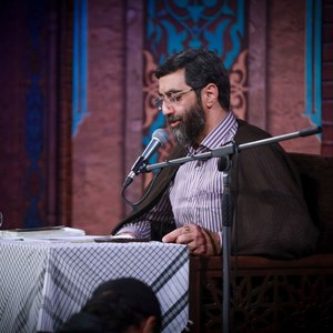 این طرف بین عبا اکبر تو افتاده
