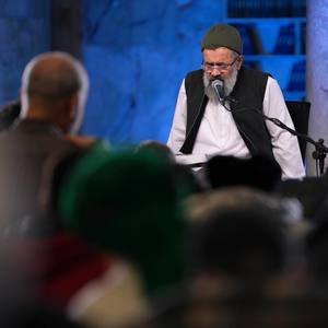 دوباره رزق می‌خورم من از پر شال علی