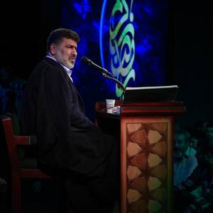 خون به جوش آمده از حنجره پاک پسر