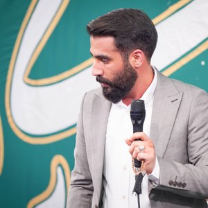ای جانم به سفره‌ی کرامتت