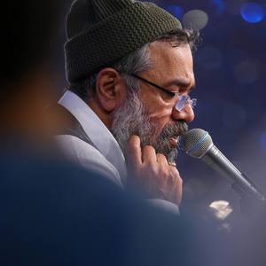 چن‌شبه پشت درت نشستمو