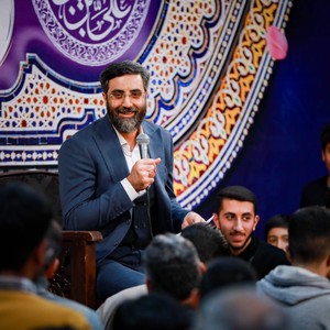  نگو جوانی بگو جهانی