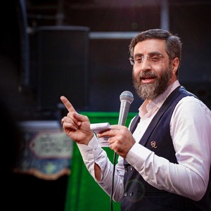 یه خبر اومده از راه