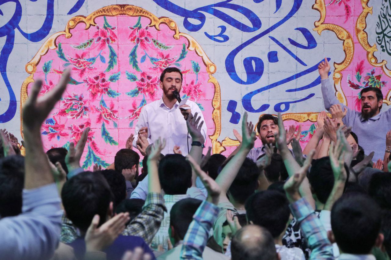 تولد مادرمه 