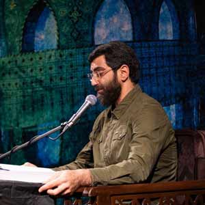 هر کسی که خویشتن را مستمندش می کند