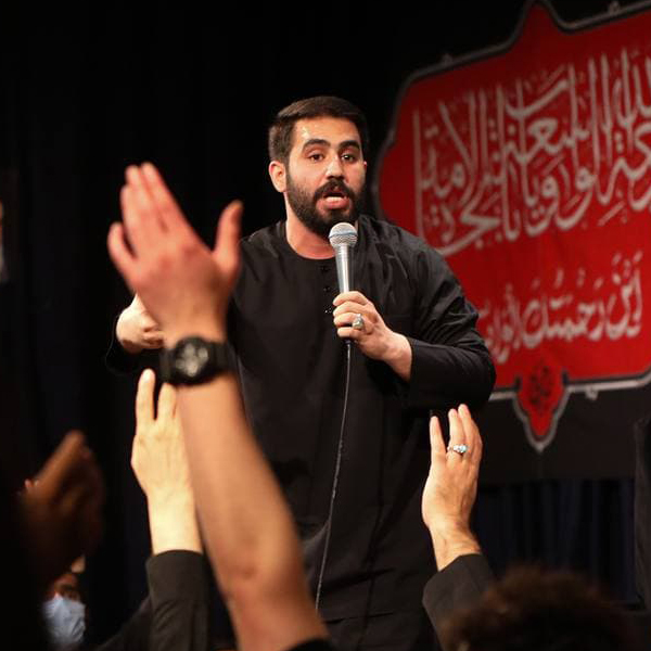 پادشاهی که کنیزش خاک را زر می کند