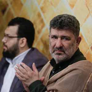 تمام خلقت عالم شده است برای علی