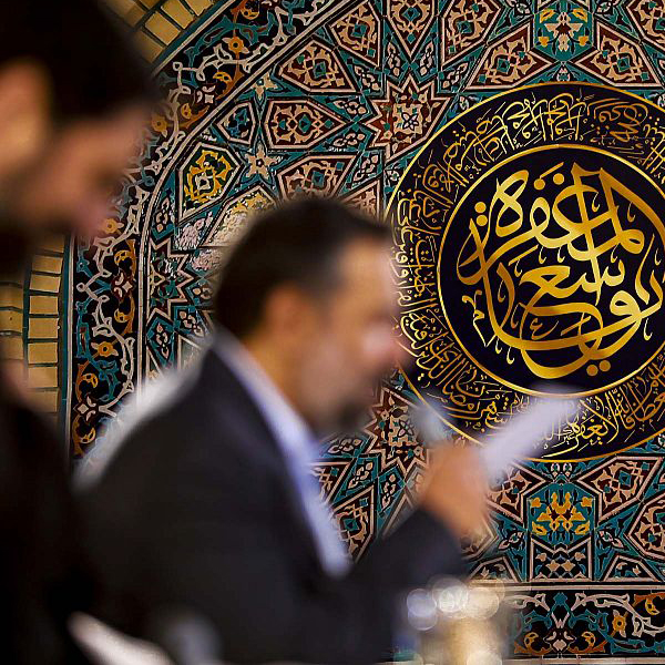 هرکس که چون من گشته بیچاره بیاید