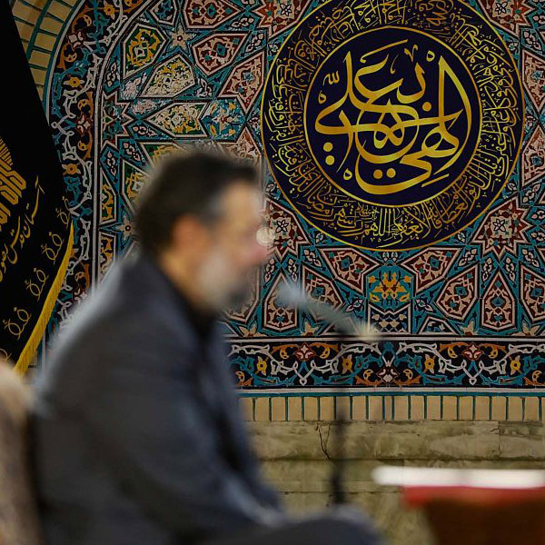 آسمان، مات غم حضرت مولا شده بود