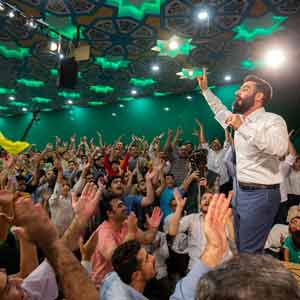 زندگیم و میدم برا یه ثانیه نشستن دم گوهرشاد
