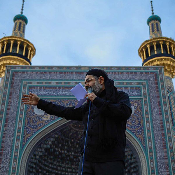 سوزم و سازم و ناید ز درون فریادم